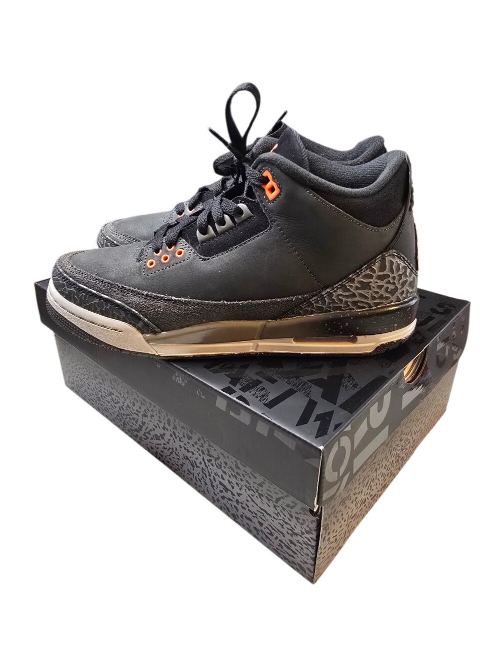 Air Jordan 3 Retro (GS) Big Kids Sneakers
